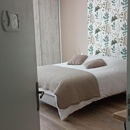 Chambres Et Tables D'Hotes " O Doux Matins " Aux Portes De Chinon Rivière 外观 照片